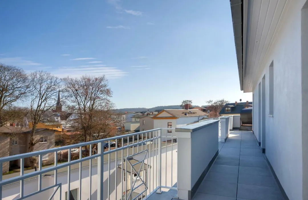 Aparthotel Villa Lea-1